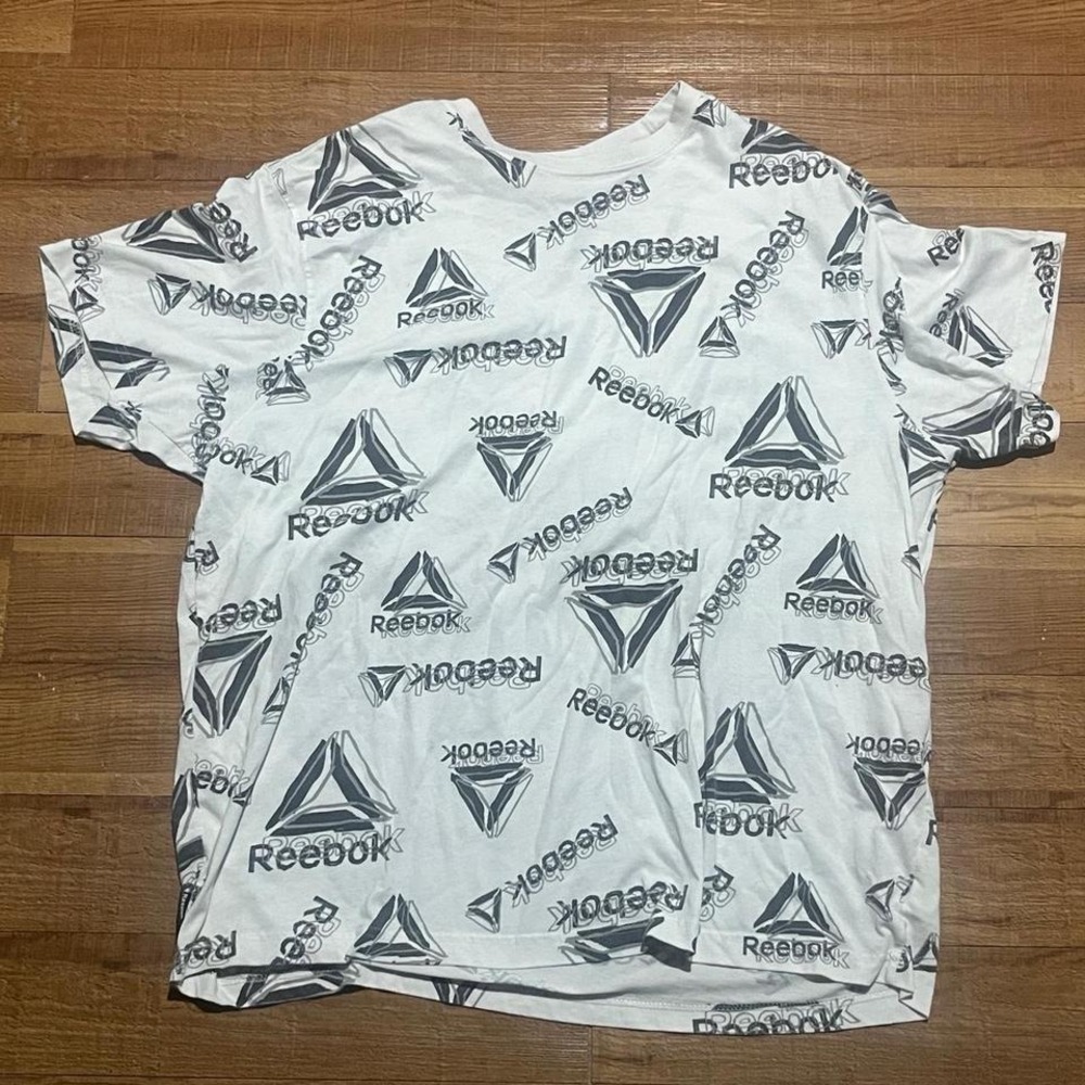 Vintage Reebok All-Over Logo Tee (2XL)